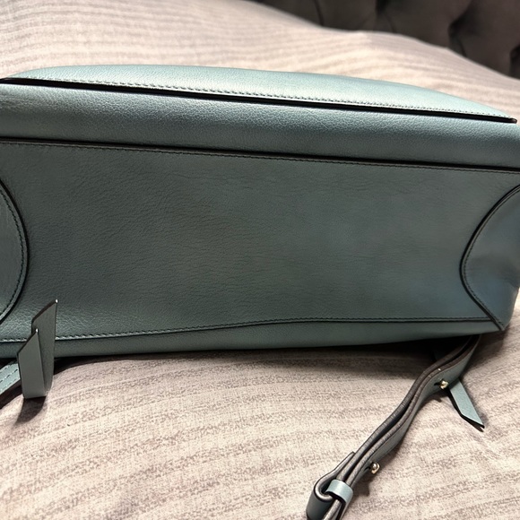 * SOLD IN A DIFFERENT PLATFORM * Chloe Faye Day 👜 💯 authentic - Picture 13 of 15